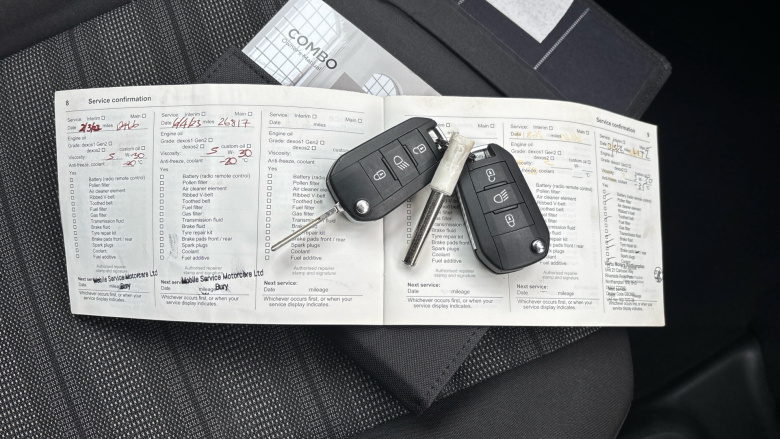 Vauxhall Combo Life 1.5 Turbo D Energy 5dr [7 seat] Diesel Estate